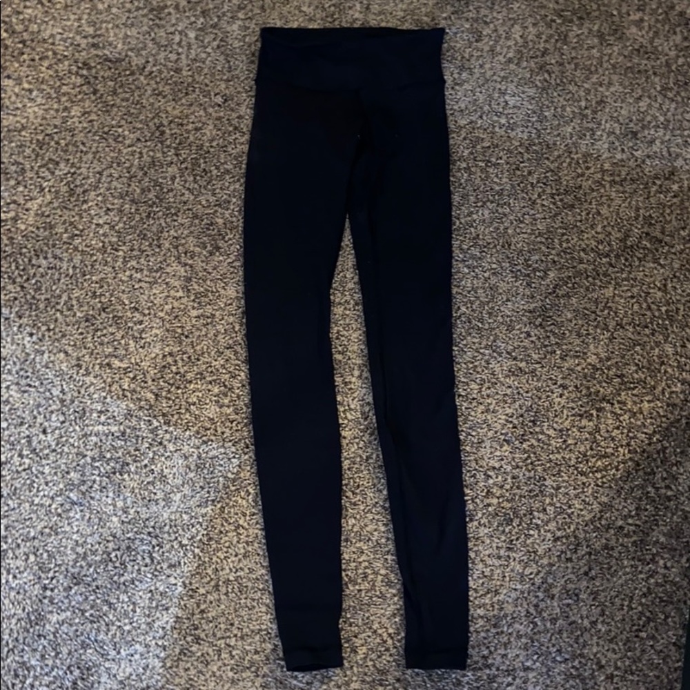 Black lulu lemon leggings
